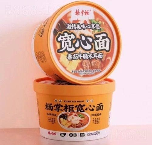 171g*12 ไม่รสชาด นู๊ดลิสต์ทันทีตะวันออก กลิ่นเนื้อวัว เทคโนโลยีไม่ทอด OEM ยอมรับ