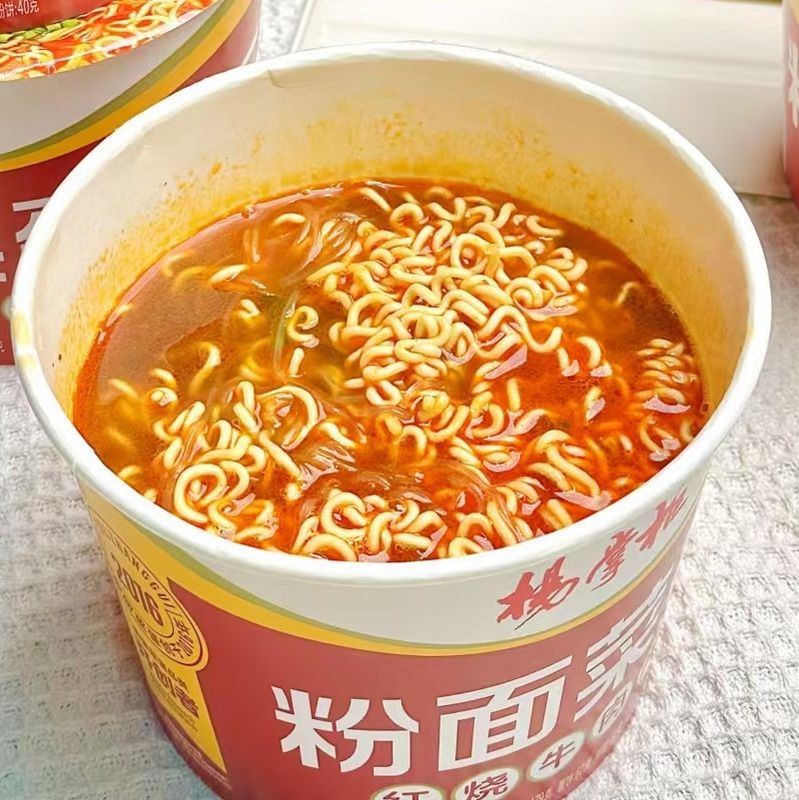 ประเภทอาหาร ซุป ก๋วยเตี๋ยว และหมี่จีน วุ้นเส้นมันเทศจีน ร้อน ระดับ ไม่เผ็ด